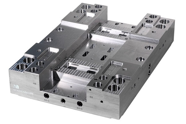 Formaufbauten und Kupplungstechnik von NONNENMANN